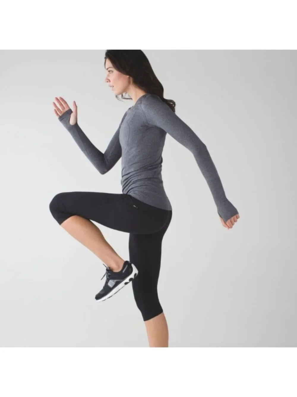 Lululemon Swiftly Tech Long Sleeve Heathered Black